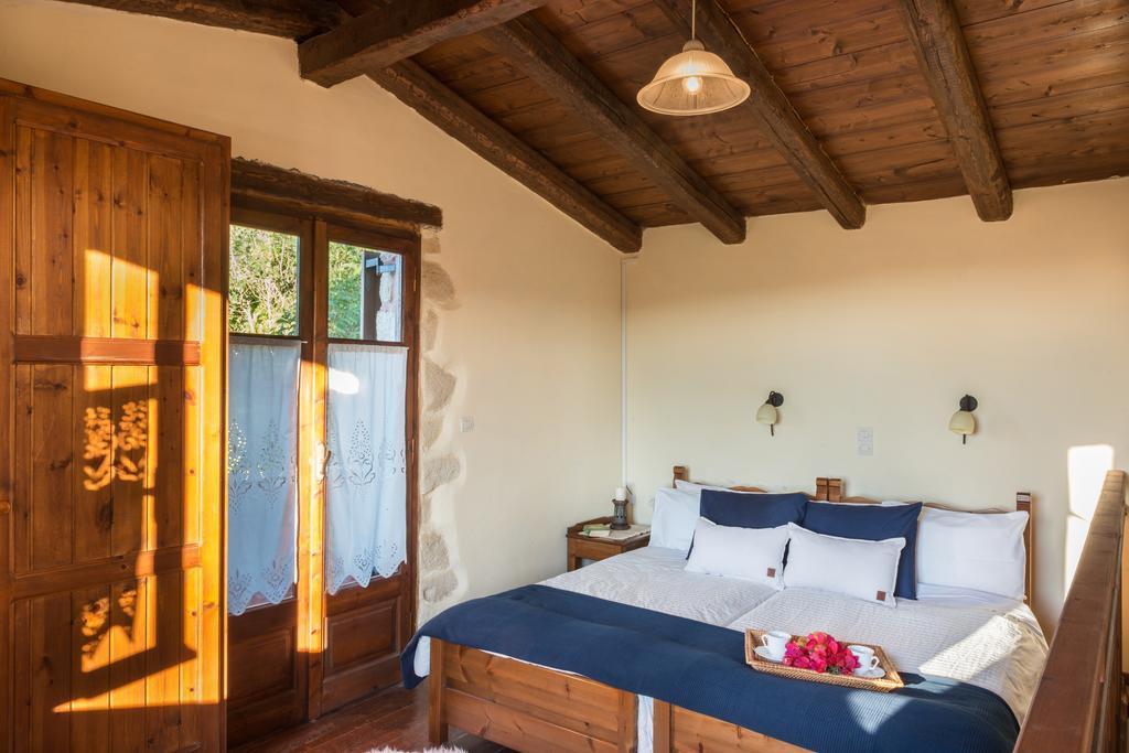 Antheia Houses Vamos Bagian luar foto