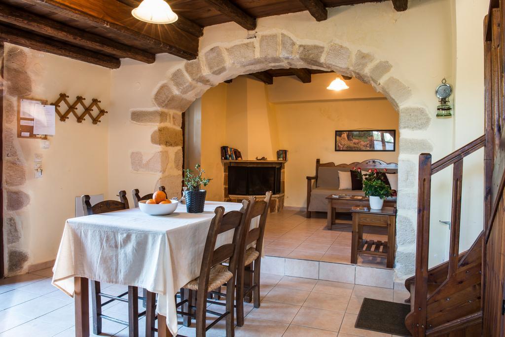Antheia Houses Vamos Bagian luar foto